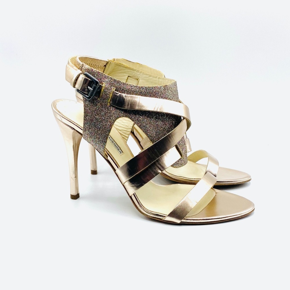 Vera Wang Lavender - Sandals/Heels - Picture 2 of 8